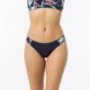 Bas De Maillot De Bain Femme Culotte Roxy Uni Avec Empiècement Floral 2 Bas De Maillot De Bain Femme Culotte Roxy Uni Avec Empiècement Floral -Magasin De Surf bas de maillot de bain femme culotte roxy uni avec empiecement floral