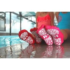 Chaussettes Natation Enfants Piscine Antibactérien Thermorégulateur Fuchsia -Magasin De Surf chaussettes natation enfants piscine antibacterien thermoregulateur fuchsia 4