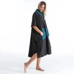 PONCHO SURF 500 ADULTE Noir 14 PONCHO SURF 500 ADULTE Noir -Magasin De Surf poncho surf 500 adulte noir 2