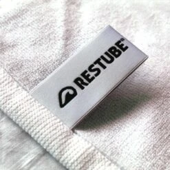 Serviette De Plage By RESTUBE -Magasin De Surf serviette de plage by restube 2