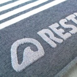 Serviette De Plage By RESTUBE -Magasin De Surf serviette de plage by restube 3