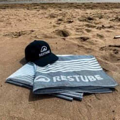 Serviette De Plage By RESTUBE -Magasin De Surf serviette de plage by restube 4
