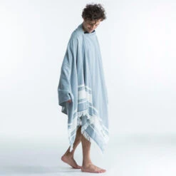 Serviette De Plage Poncho 190 X 190 Cm - Gris Bleu -Magasin De Surf serviette de plage poncho 190 x 190 cm gris bleu 4