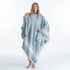 Serviette De Plage Poncho 190 X 190 Cm - Gris Bleu -Magasin De Surf serviette de plage poncho 190 x 190 cm gris bleu 6